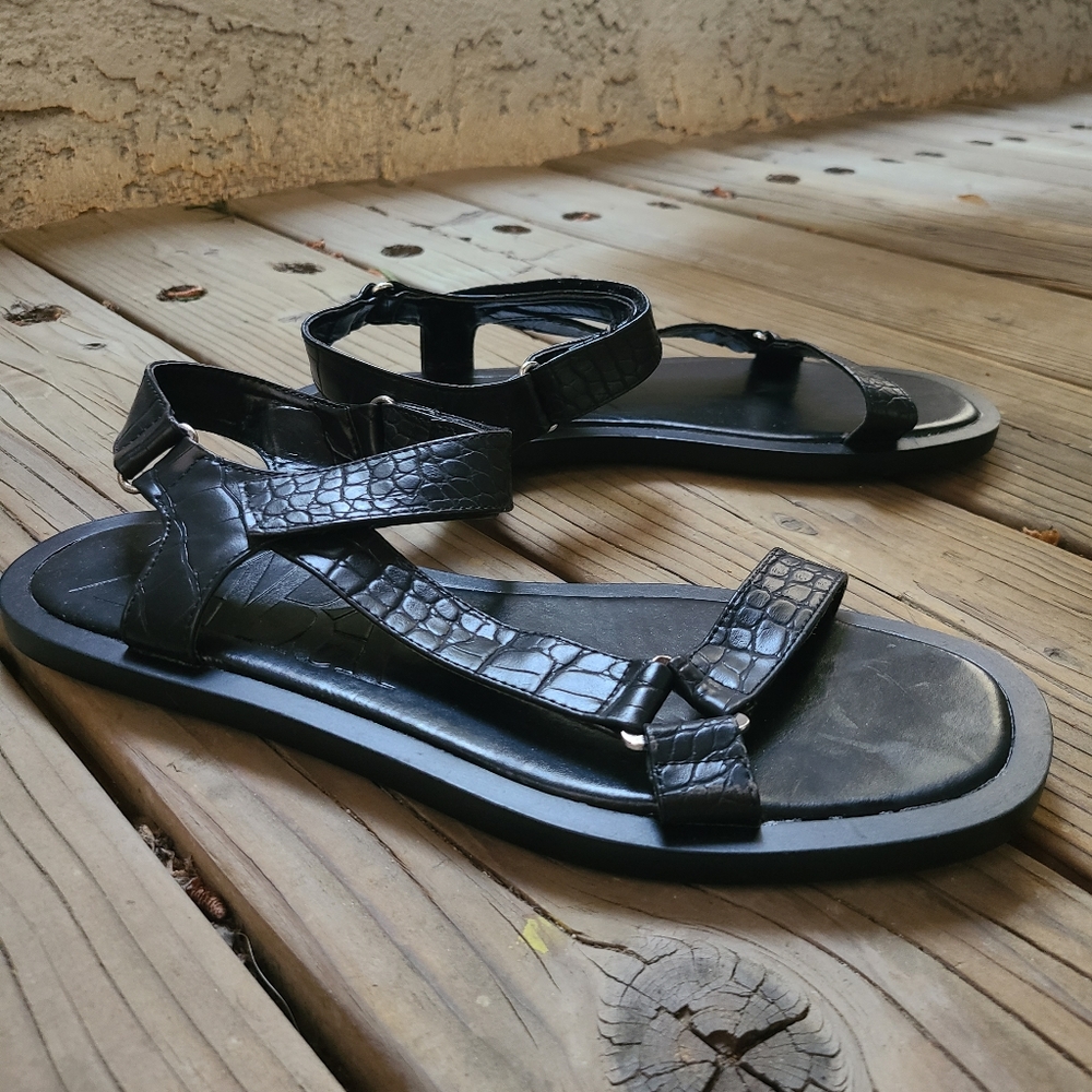 ZARA Women's Leather sandals size 39